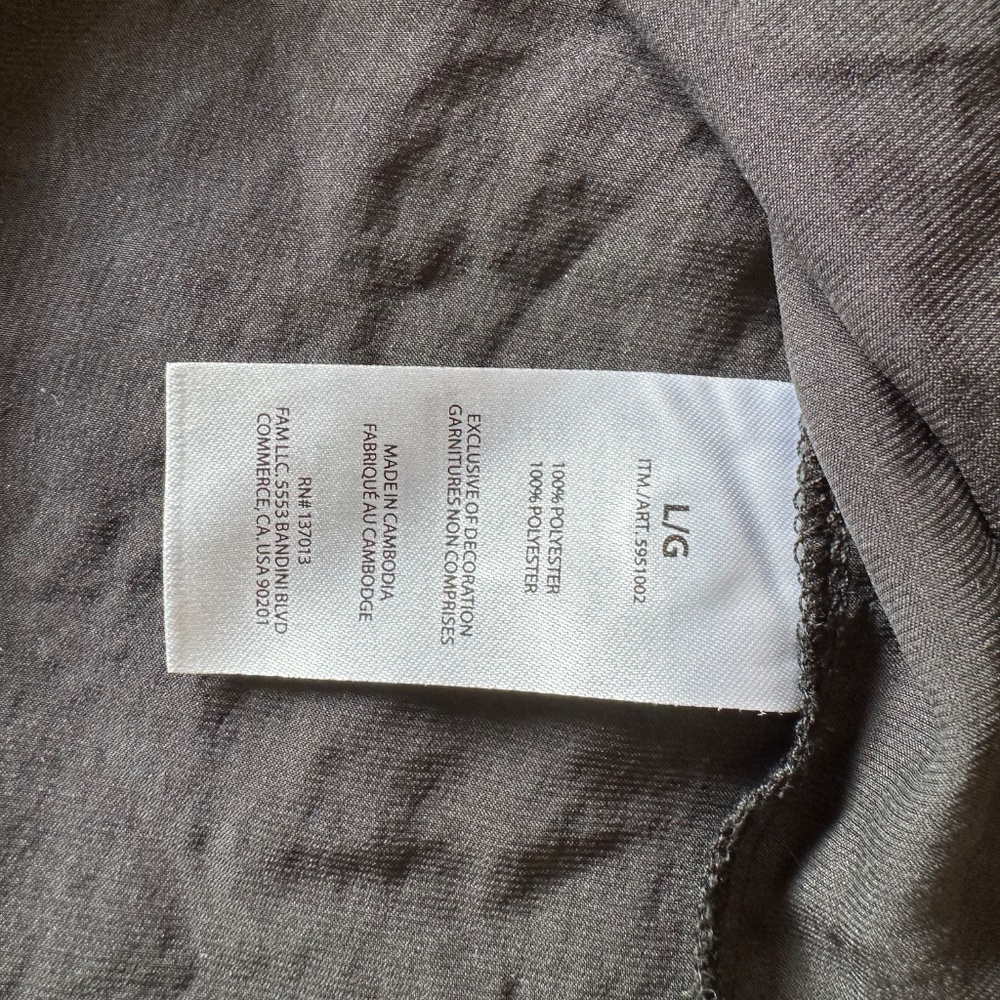 Banana Republic  | Women’s size L  Long Sleeve, Flowy Collared Shirt - Picture 7 of 17